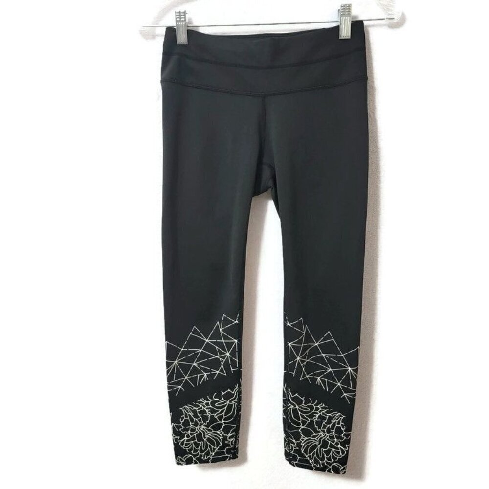 Athleta Black Floral Sonar Running Capri Gym Workout Leggings Size XS